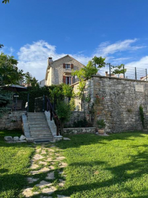 Aneta villa with pool and a large garden